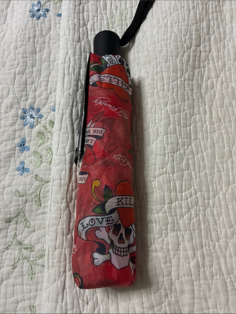 Ed Hardy Red Tattoo-Print Compact Umbrella with Black Handle Sleeve